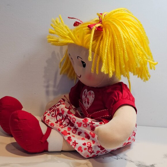 Personal Creations Valentine Cuddle Time Rag "Addison" Doll - Picture 4 of 9